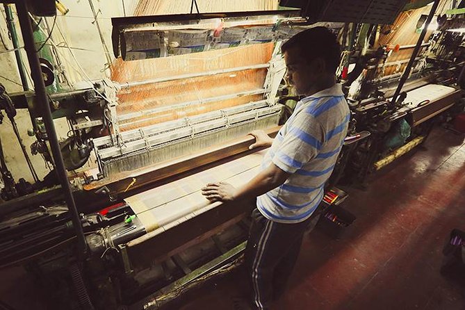Private Silk Tales Walking Tour in Bengaluru Including Breakfast